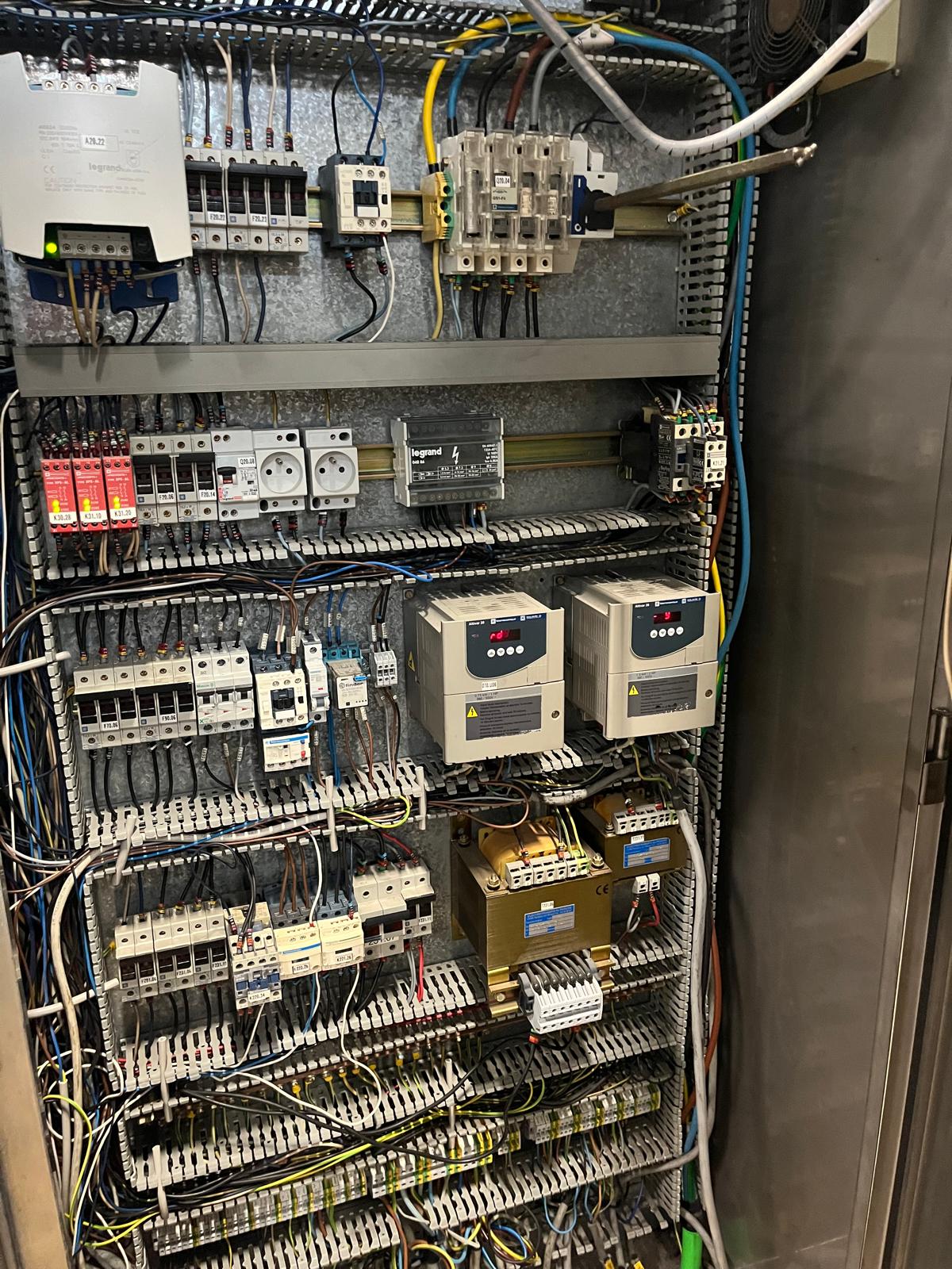 Linea di Produzione Latte Completa - 8.000 Bottiglie/Ora