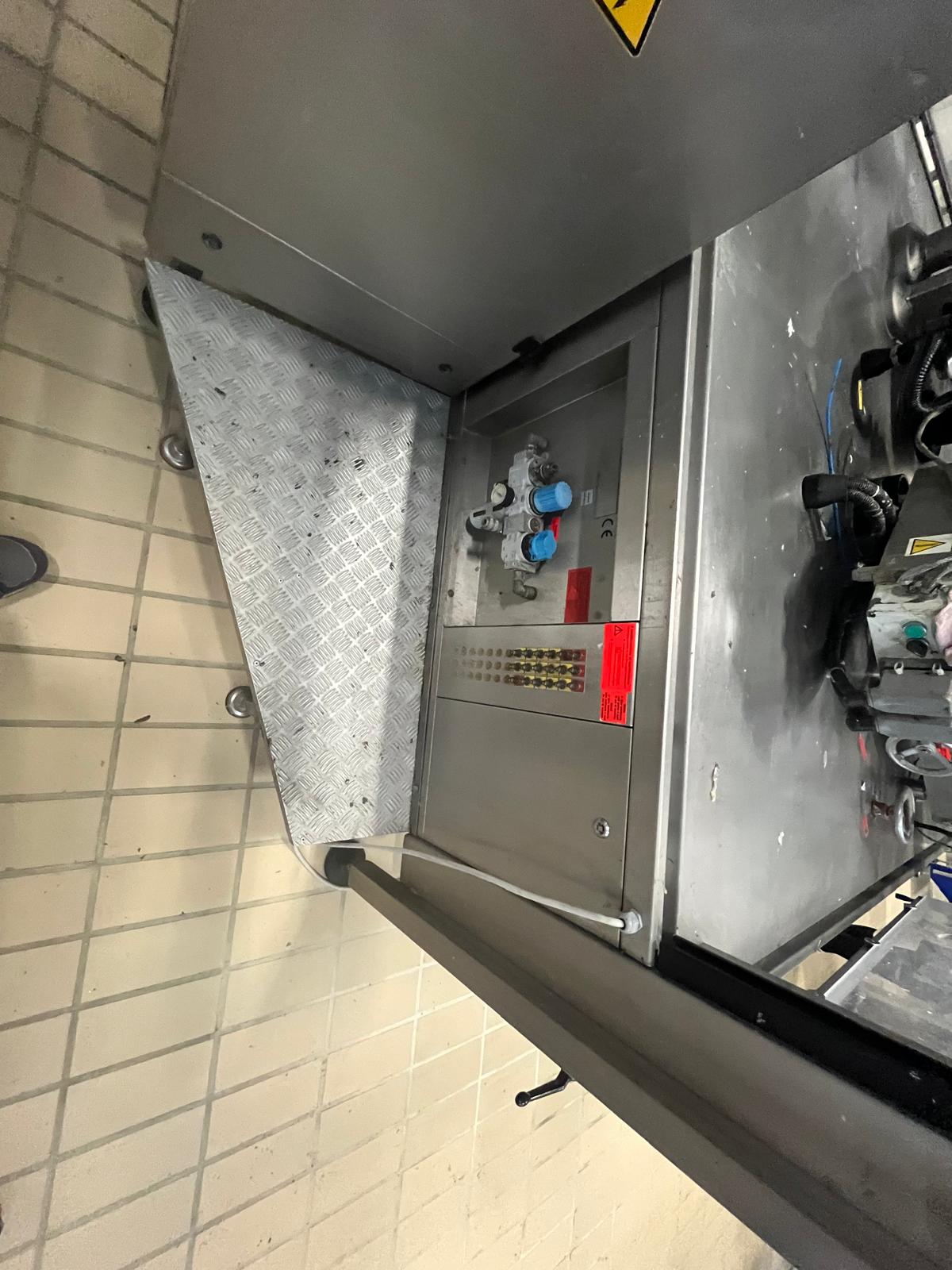 Linea di Produzione Latte Completa - 8.000 Bottiglie/Ora