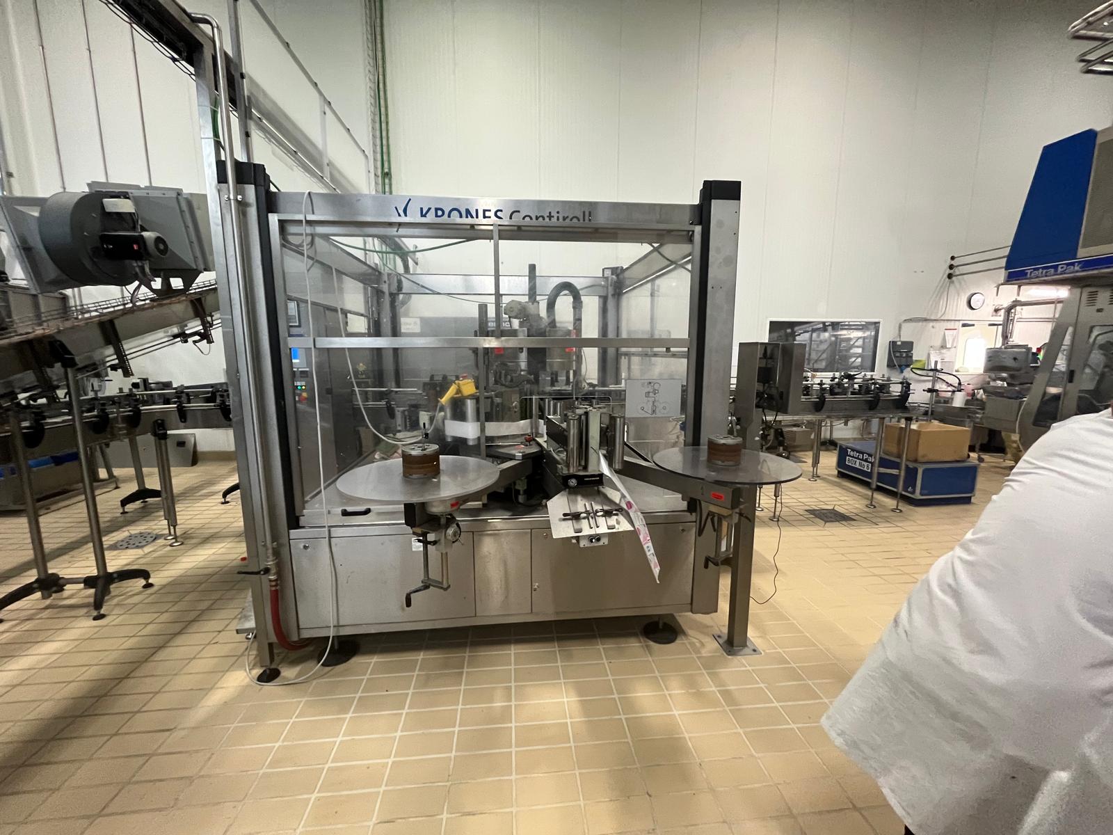 Linea di Produzione Latte Completa - 8.000 Bottiglie/Ora