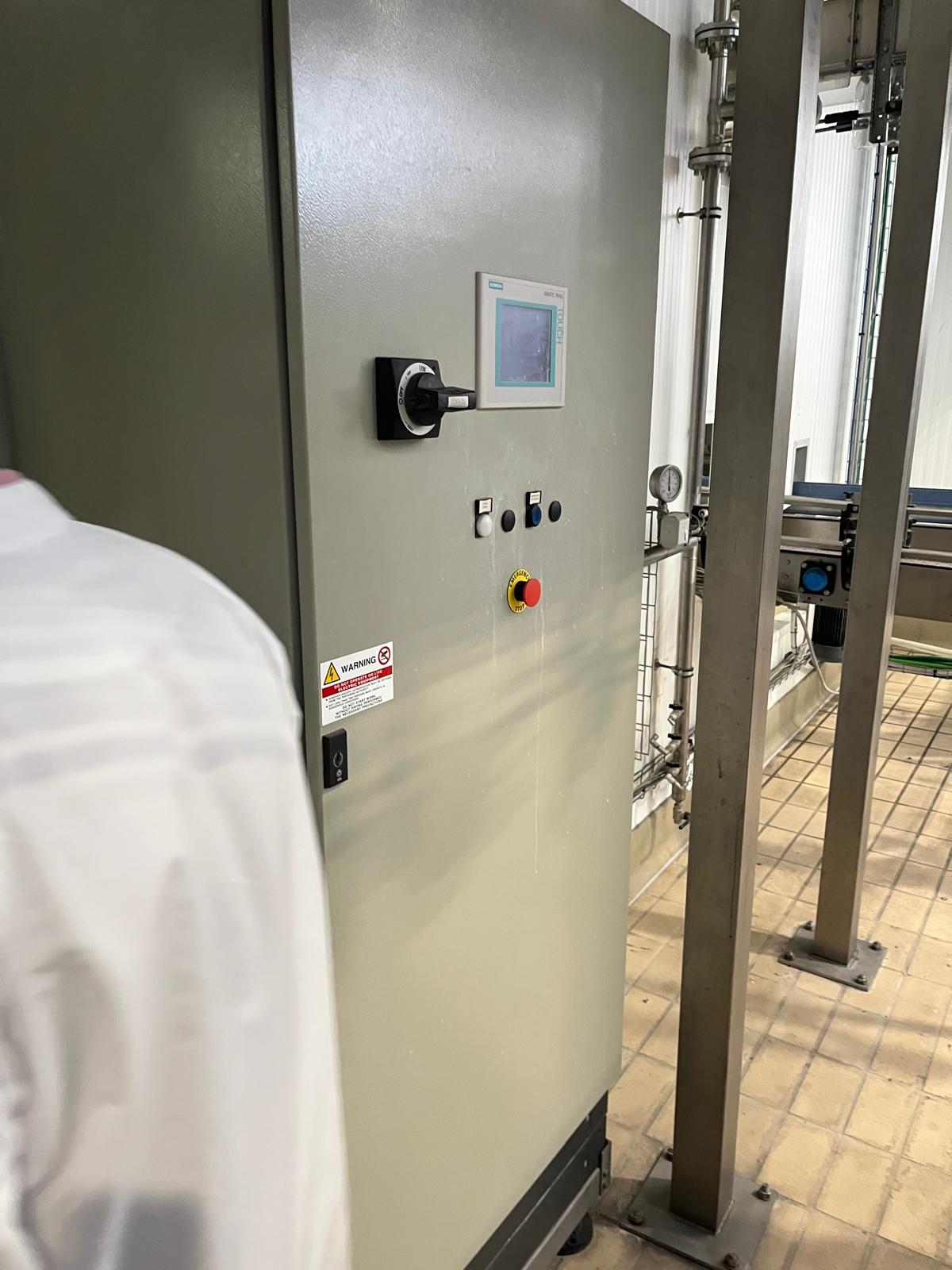 Linea di Produzione Latte Completa - 8.000 Bottiglie/Ora